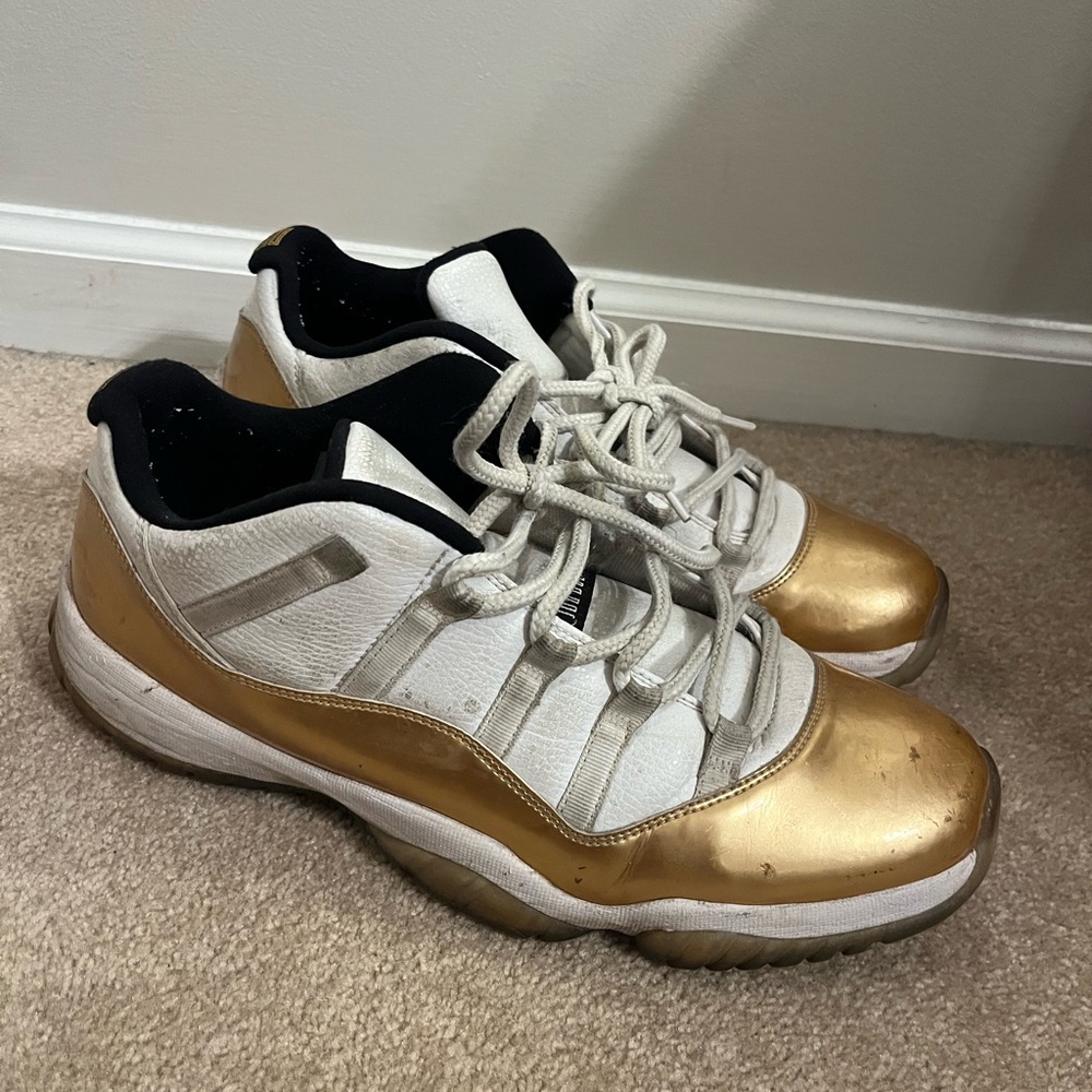 Preowned Air Jordan 11 Retro Low ‘Closing Ceremony’ – Size 12